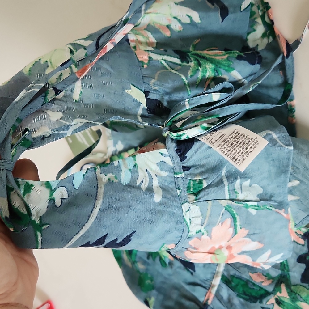 H&M 2/$10 - Picture 3 of 8